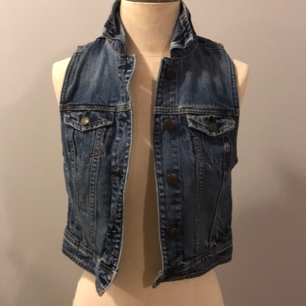 American Eagle Jean Vest